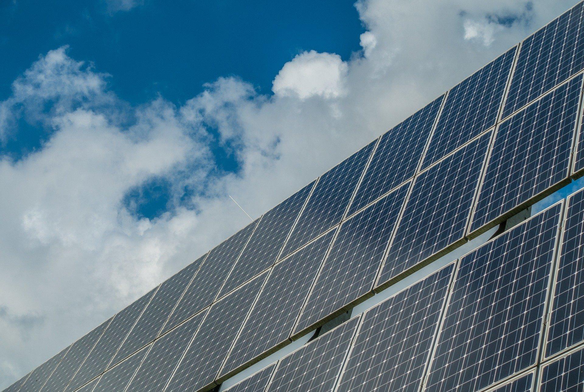 planta de energía solar - Importancia de los inversores solares