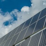 Inversores centrales o string, ¿cuáles son mejores para mi planta fotovoltaica?