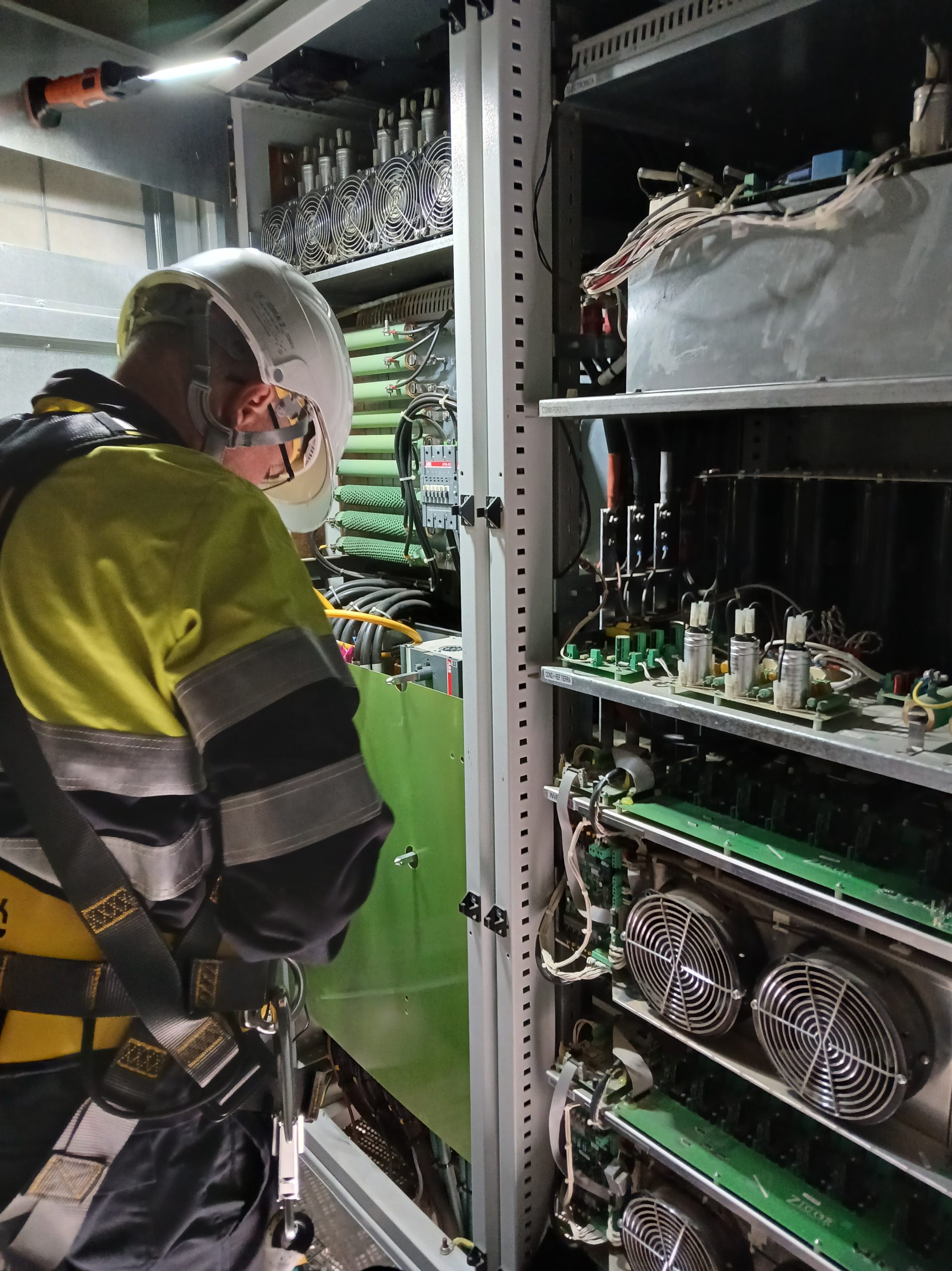 Maintenance work on power electronics equipment - ZGR Technical Service Corporation